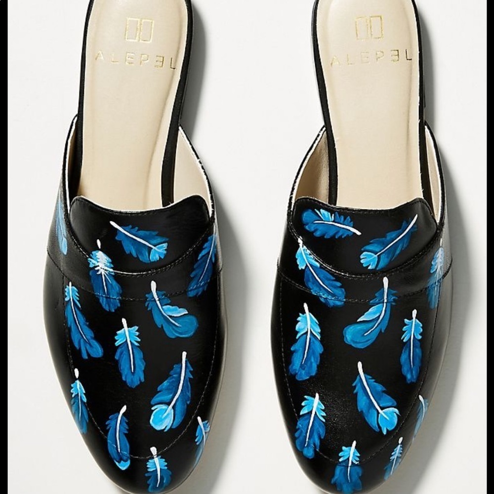 Anthropologie APEL3L Painted slides size 6 🌟🌟